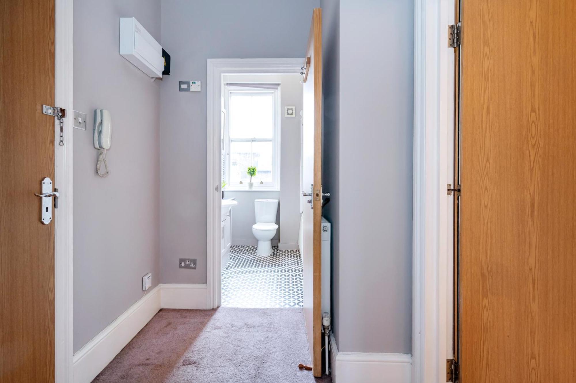 Large 1 Bedroom In Center Of London 3 Dış mekan fotoğraf